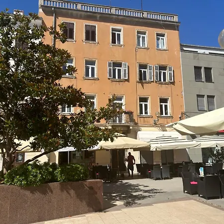 Piazza Delle Erbe