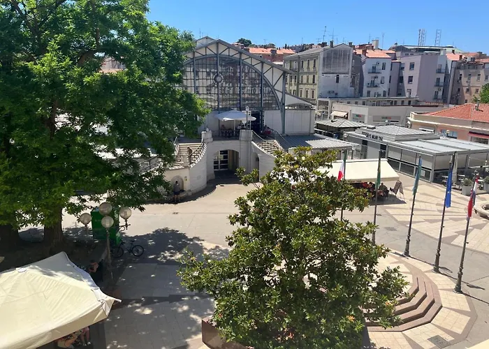 Piazza Delle Erbe